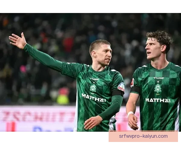 卢卡库近期比赛表现稳定，状态持续提升引发关注